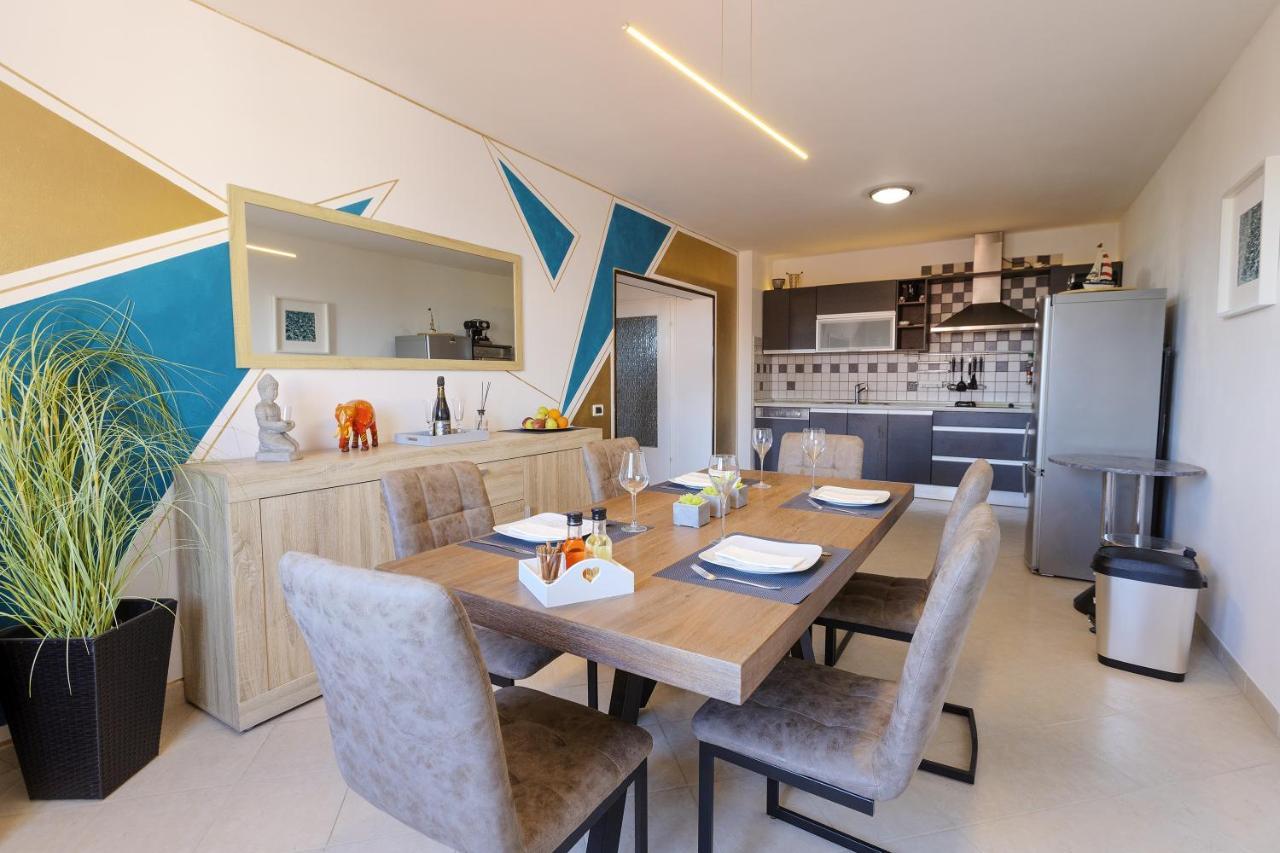Apartment Rizzi Pula Eksteriør billede