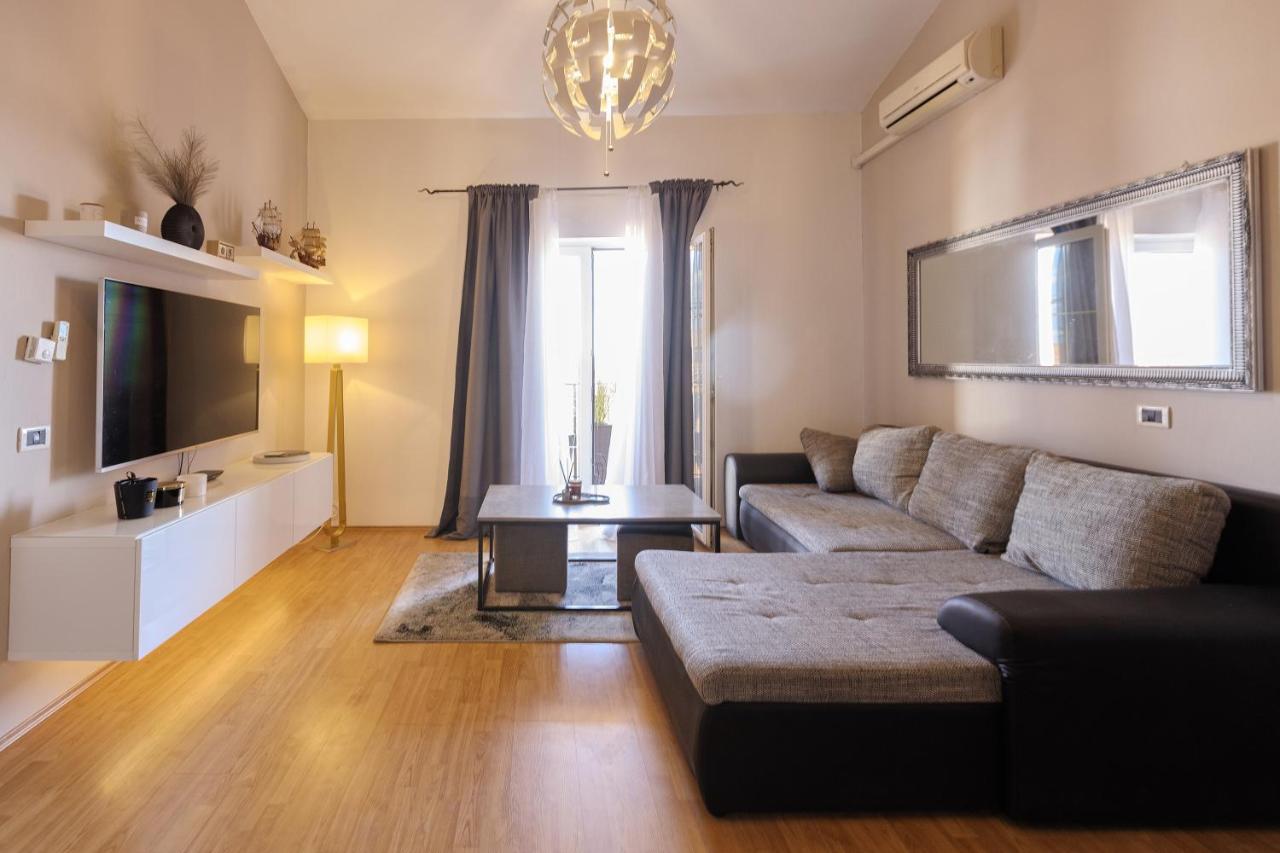 Apartment Rizzi Pula Eksteriør billede