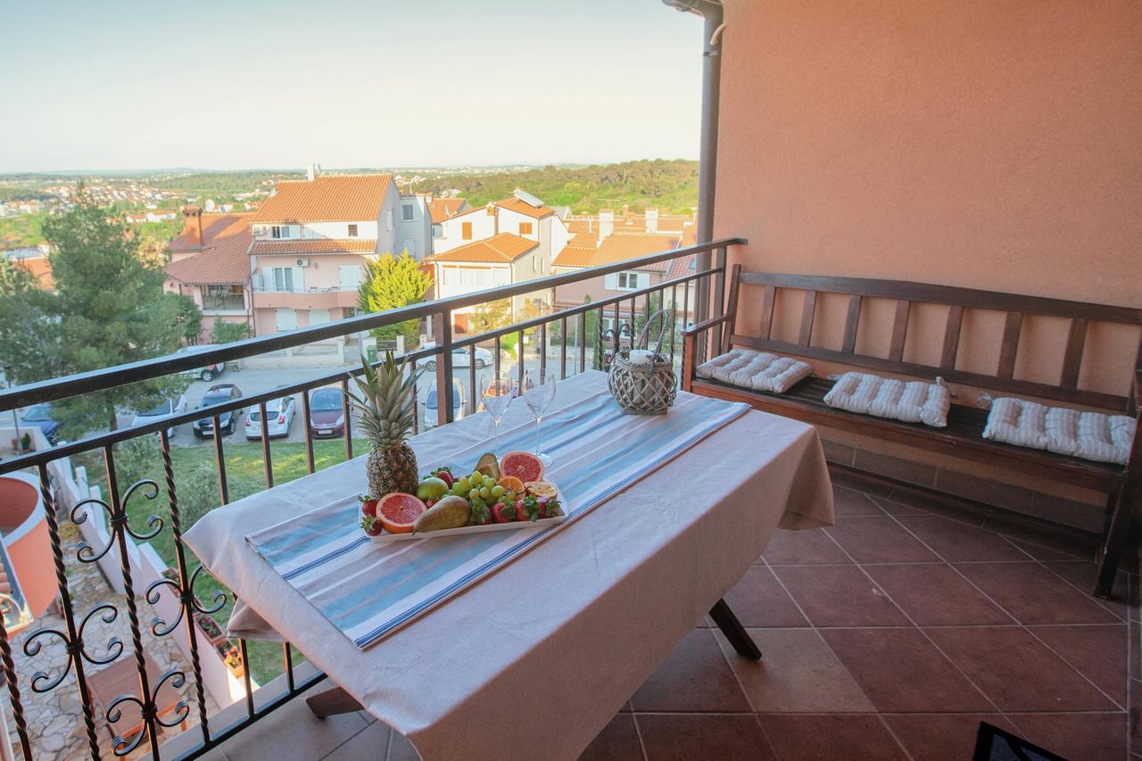 Apartment Rizzi Pula Eksteriør billede