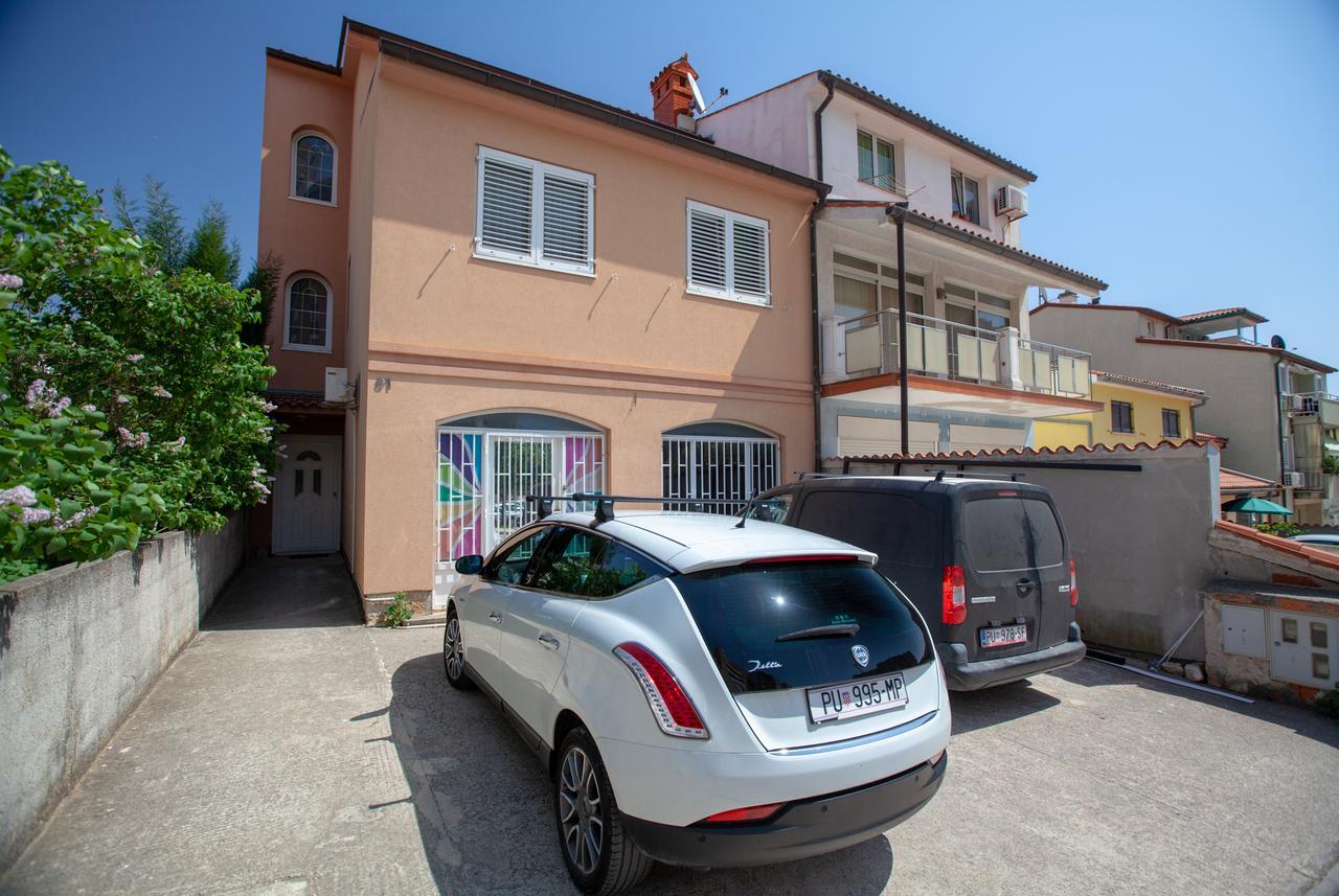 Apartment Rizzi Pula Eksteriør billede